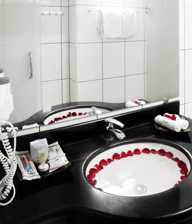 Hoa Hong 2 Hotel Ханой Екстер'єр фото